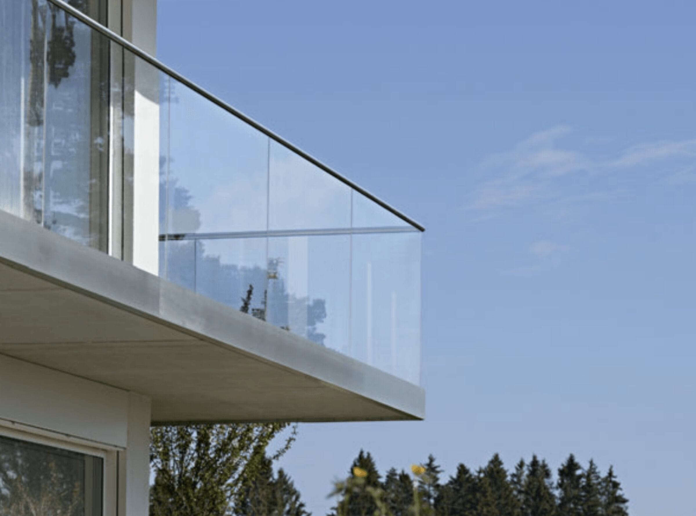 Garde-corps en verre, balcon à Nyon